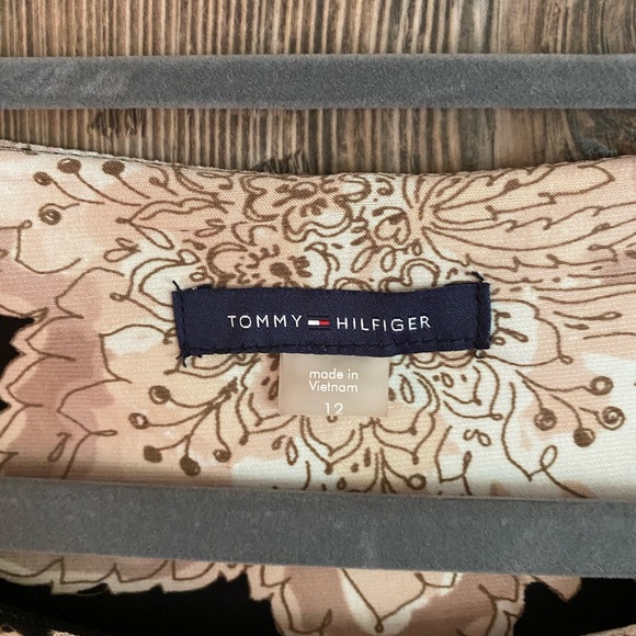 Tommy Hilfiger Black Floral print 3/4 flared sleeve size 12 - Picture 3 of 7
